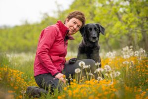 Jessica Reinhold Führen ohne Worte Dein Mensch-Hund-Mensch Coach Wegbereiterin nach Maja Nowak